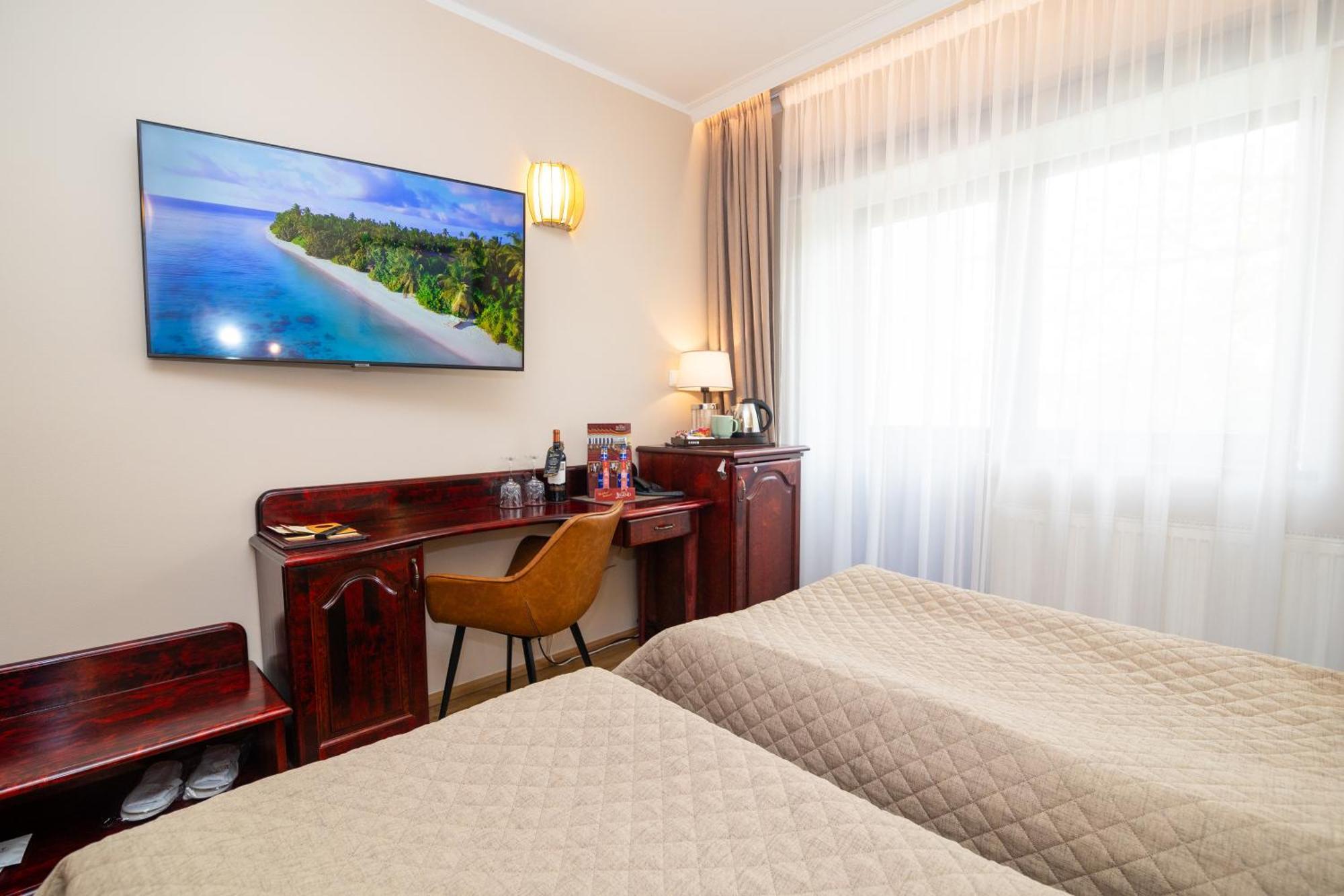 Hotel Legend Pärnu Kültér fotó