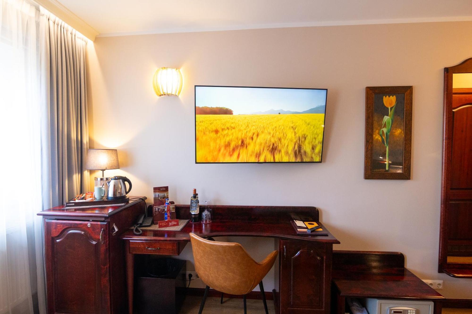 Hotel Legend Pärnu Kültér fotó
