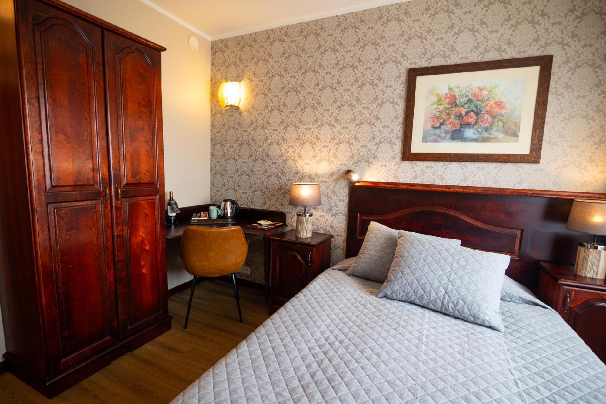 Hotel Legend Pärnu Kültér fotó