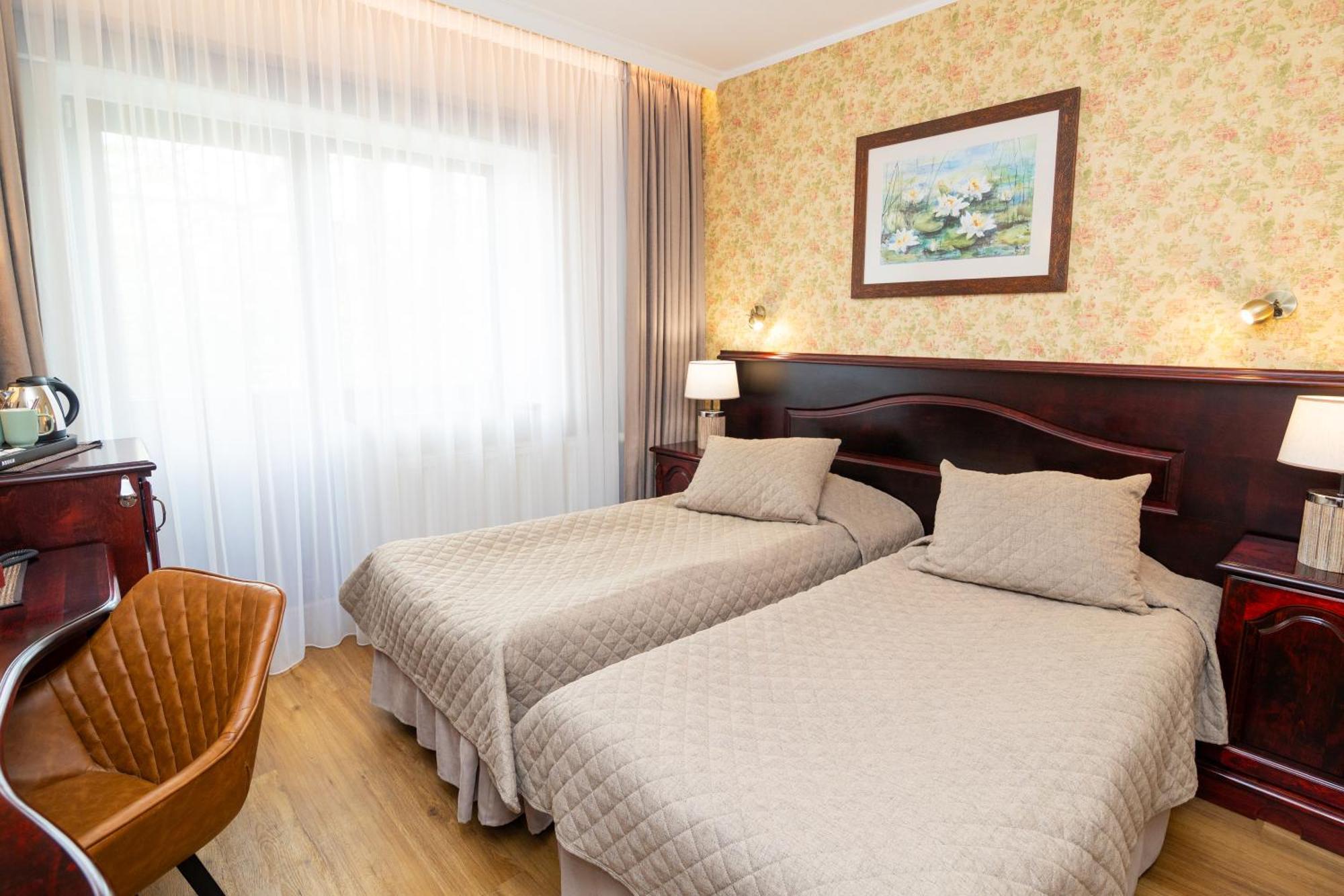 Hotel Legend Pärnu Kültér fotó