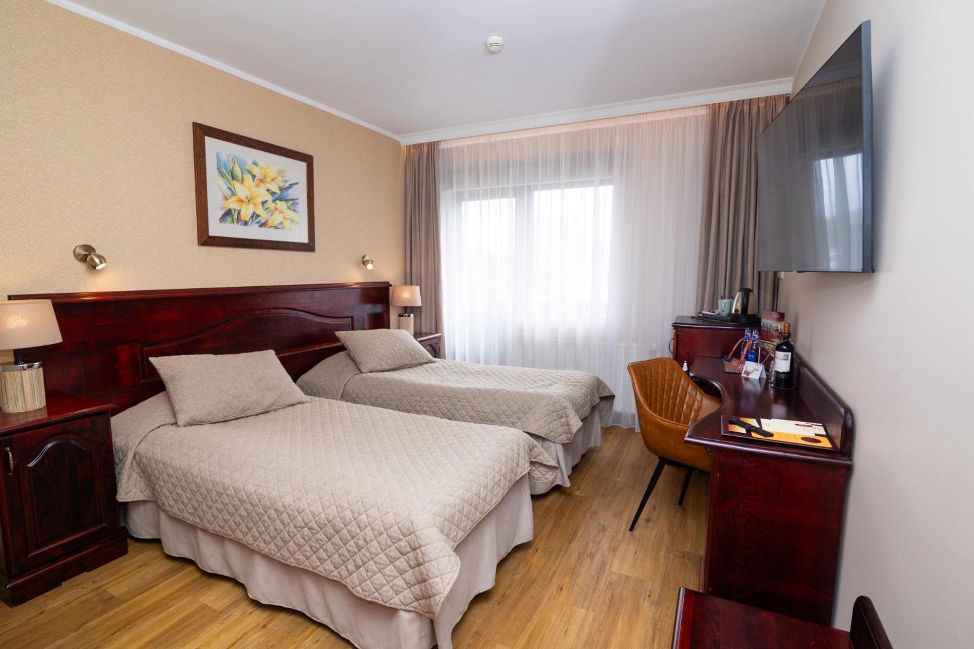 Hotel Legend Pärnu Kültér fotó