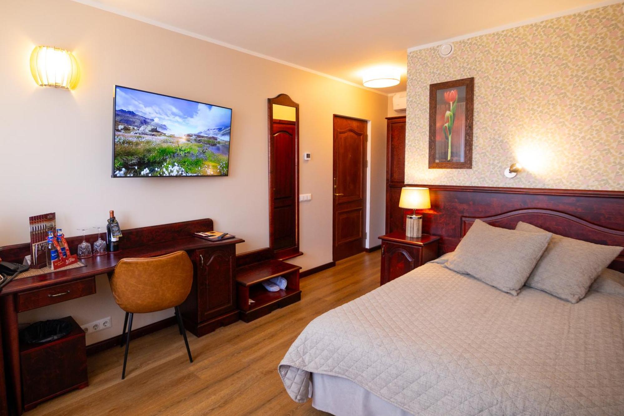 Hotel Legend Pärnu Kültér fotó