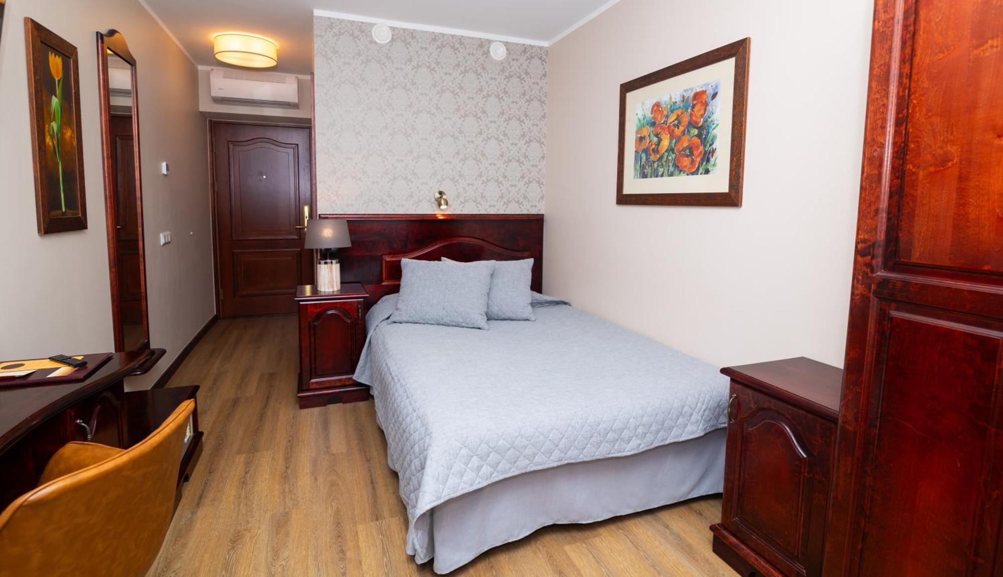 Hotel Legend Pärnu Kültér fotó