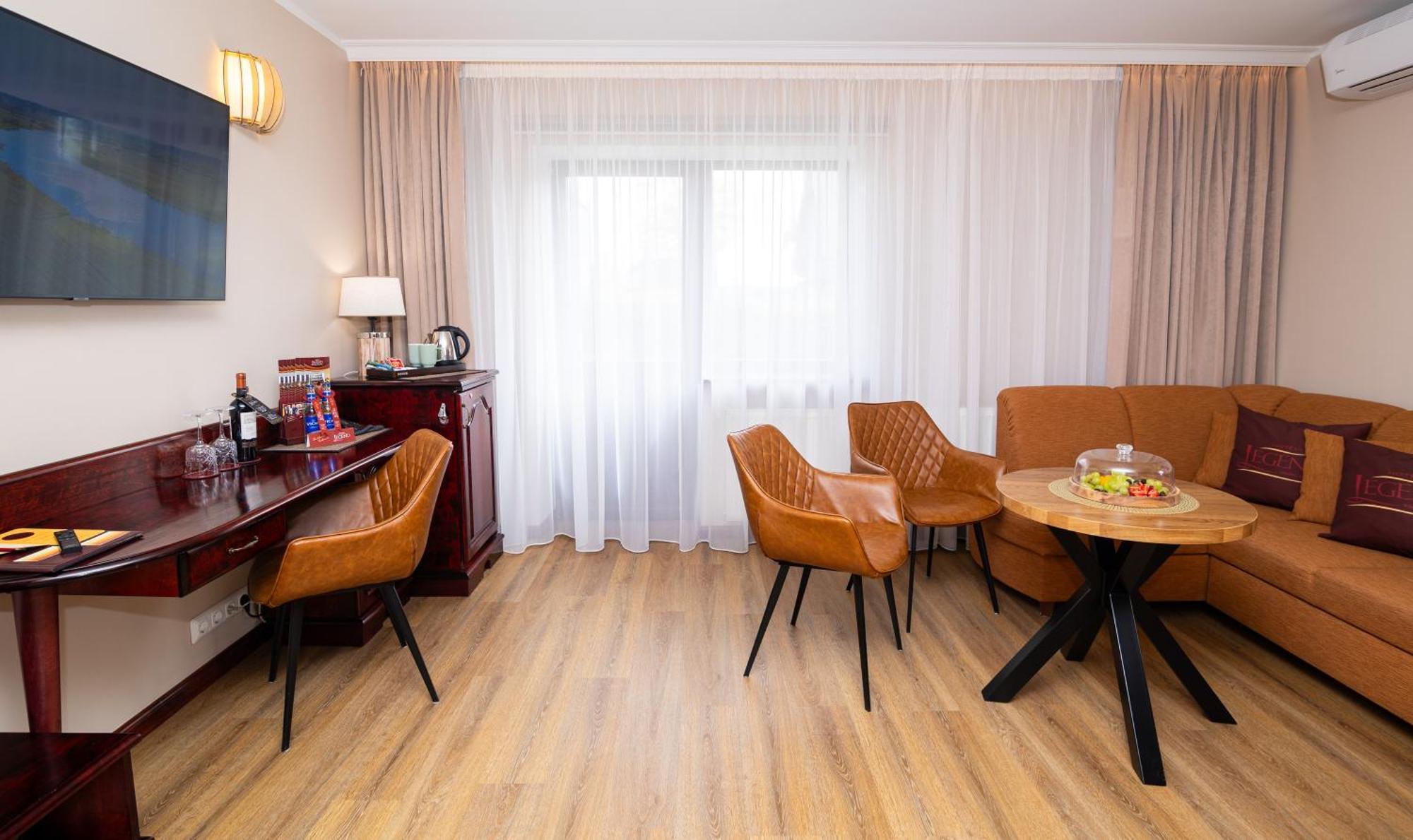 Hotel Legend Pärnu Kültér fotó